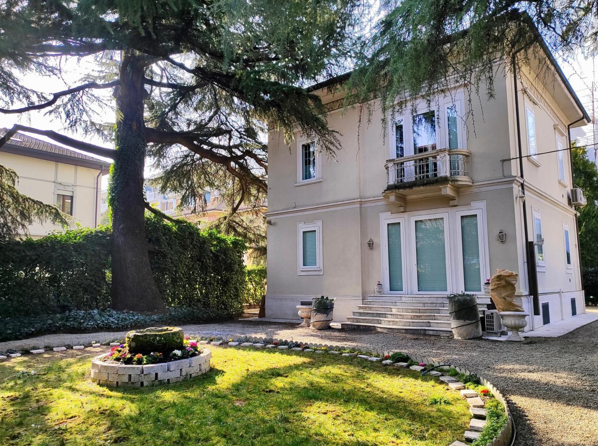 Casa Valli Реджо-нель-Емілія Екстер'єр фото